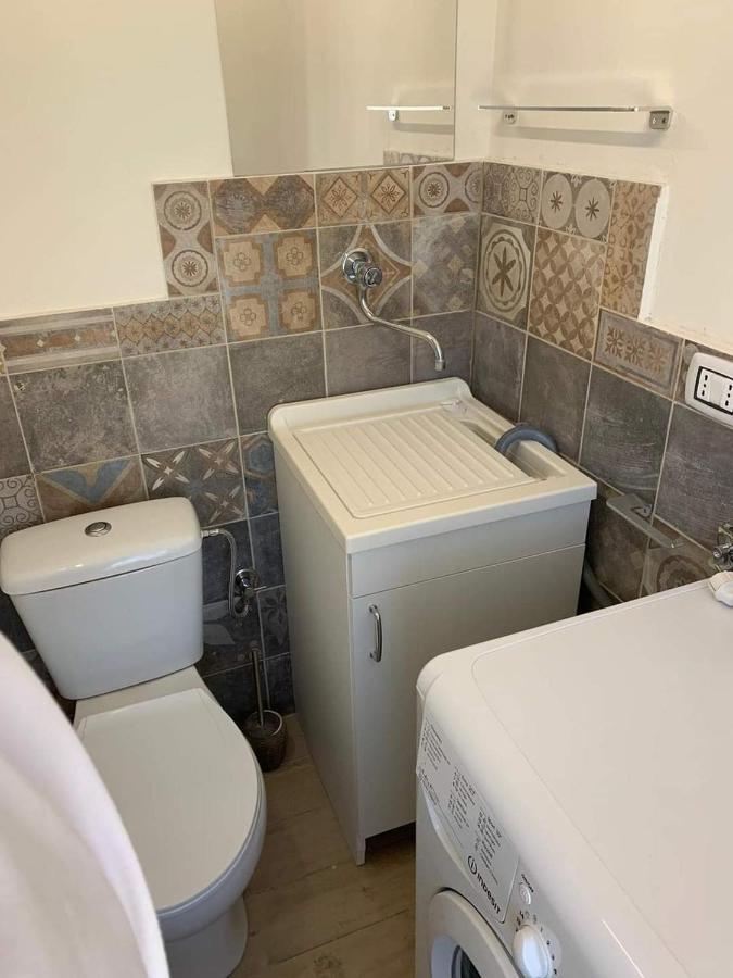 Shortlet I Mori Bed & Breakfast บรูโกลี ภายนอก รูปภาพ